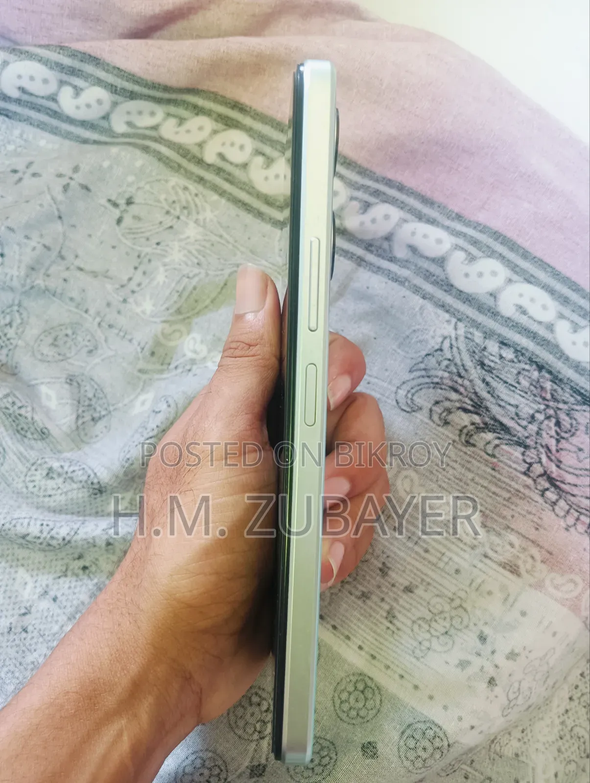 Vivo Y18 128 GB White