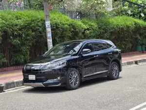 Toyota Harrier 2.0 4WD 2014 Black
