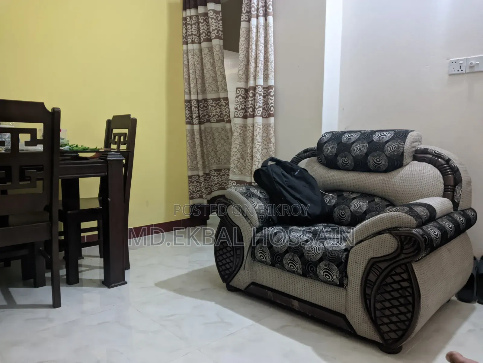 ব্যবহৃত ৫ সিটের সোফা