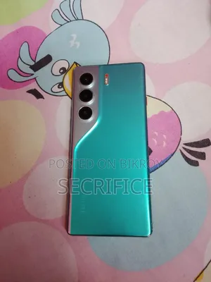 Tecno Camon 40 Pro 5G 256 GB Blue