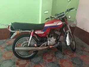 Honda 1991 Red
