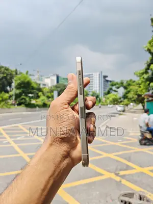 Apple iPhone 15 Pro Max 256 GB White