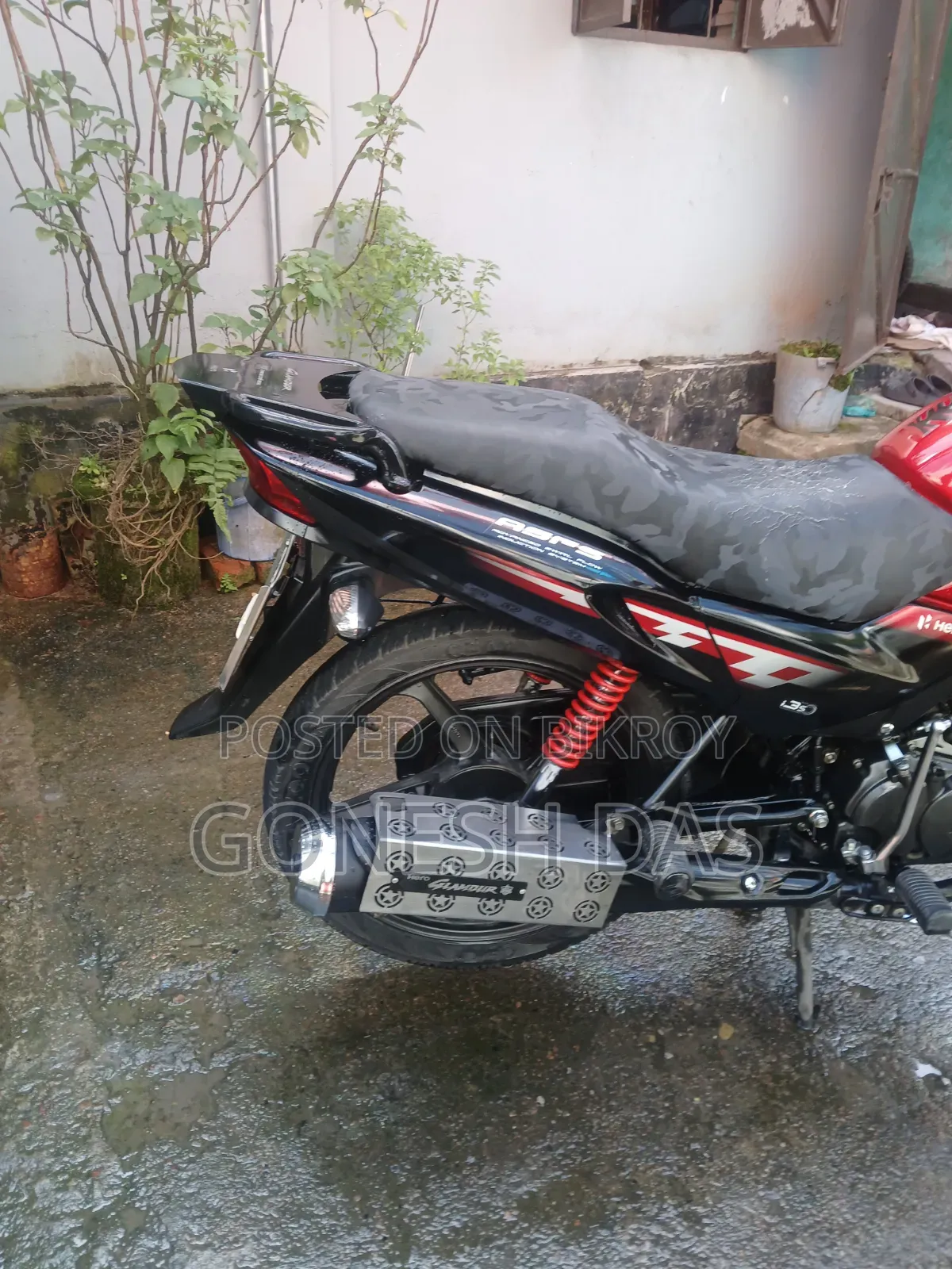 হিরো গ্ল্যামার ২০২৪ রেড