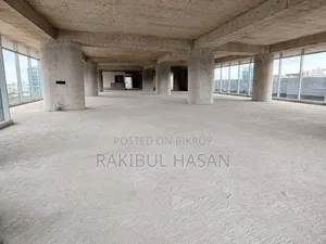 গুলশানে ৮০০০ বর্গফুট বাণিজ্যিক জায়গা ভাড়া