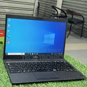 Laptop Fujitsu Lifebook U937 4GB Intel Celeron SSD 128GB