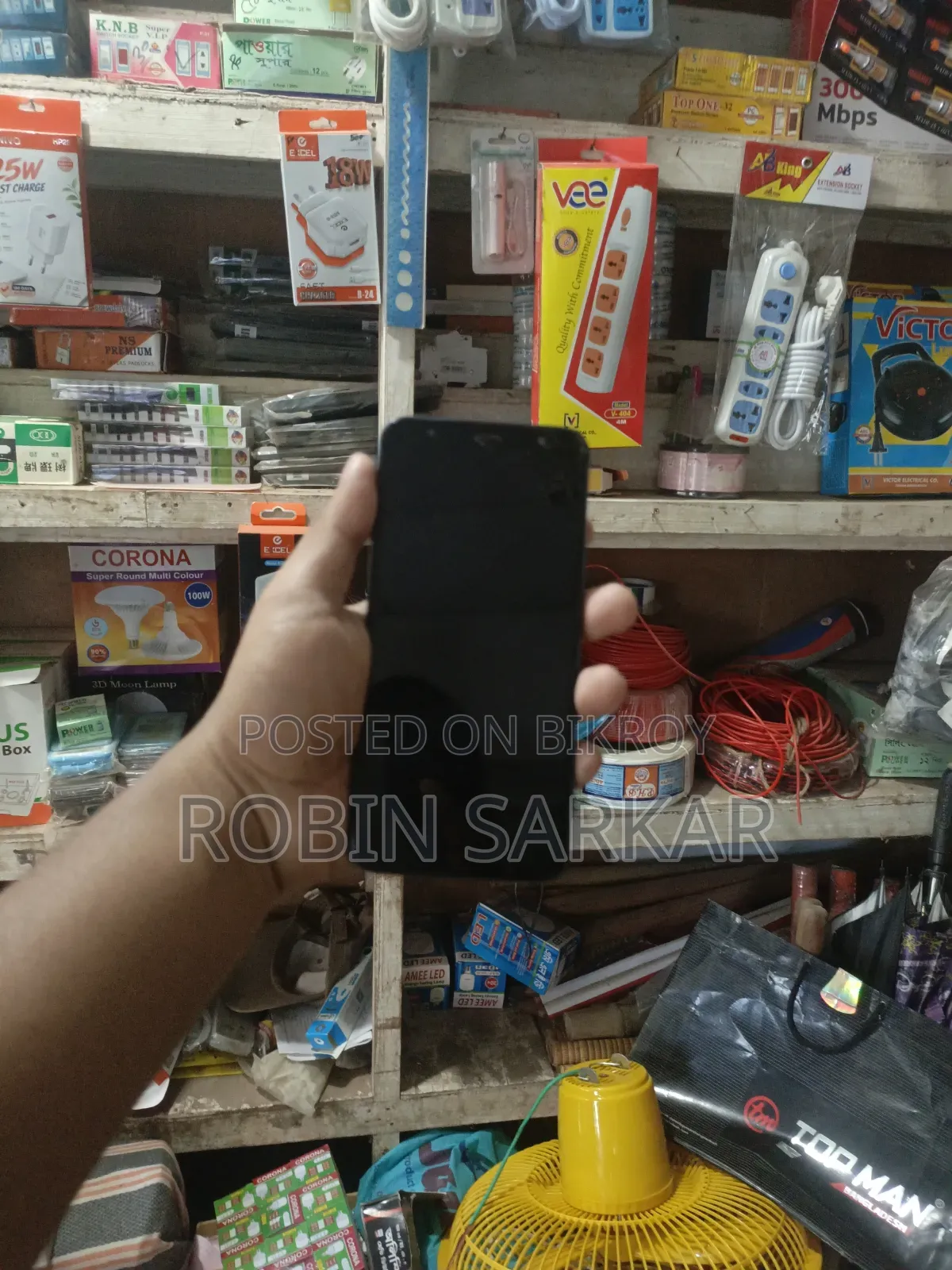 স্যামসাং গ্যালাক্সি জে৪ ৩২ জিবি