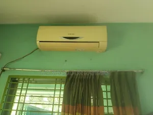 একটি দেড় টনের সিঙ্গার এসি বিক্রয় করা হবে