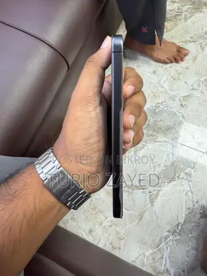 স্যামসাং গ্যালাক্সি এস২৪ ১২৮ জিবি ব্ল্যাক