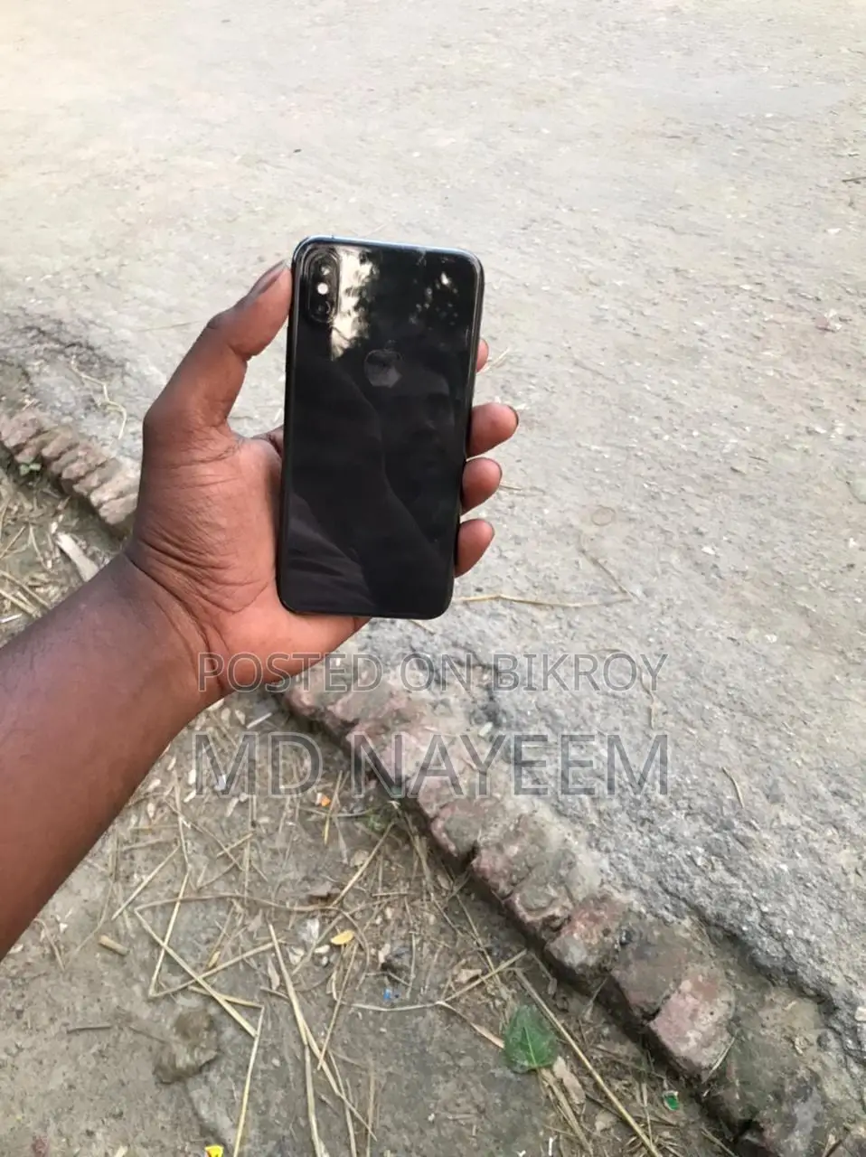 Apple iPhone XS 64 GB Black