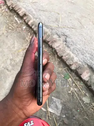 Apple iPhone XS 64 GB Black