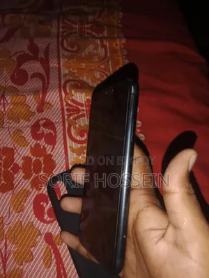 Apple iPhone XR 64 GB