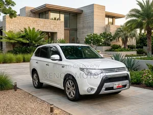 Mitsubishi Outlander 2.0 PHEV AWD 2013 White