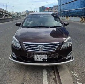 Toyota Premio 2015 Maroon