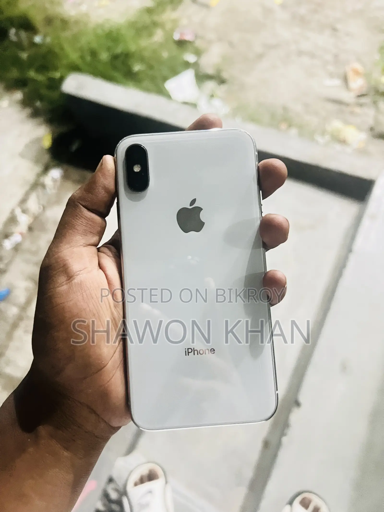 Apple iPhone X 64 GB White