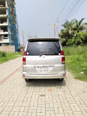 Toyota Noah 2.0 AWD (৮ সিটার) ২০০৩ সিলভার
