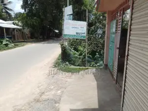 Furnished 4-Bedroom House adjacent to Main Road, Mithapukur for sale