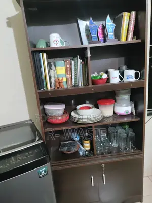 বুক শেলফ