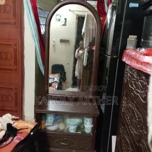 Wood Dressing Table