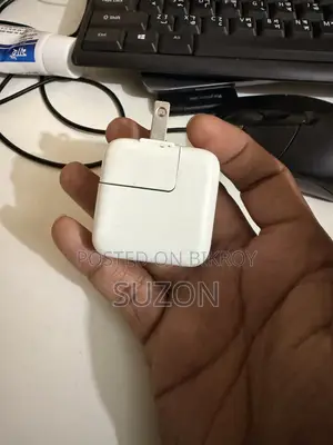 Apple 12W Charger Adapter