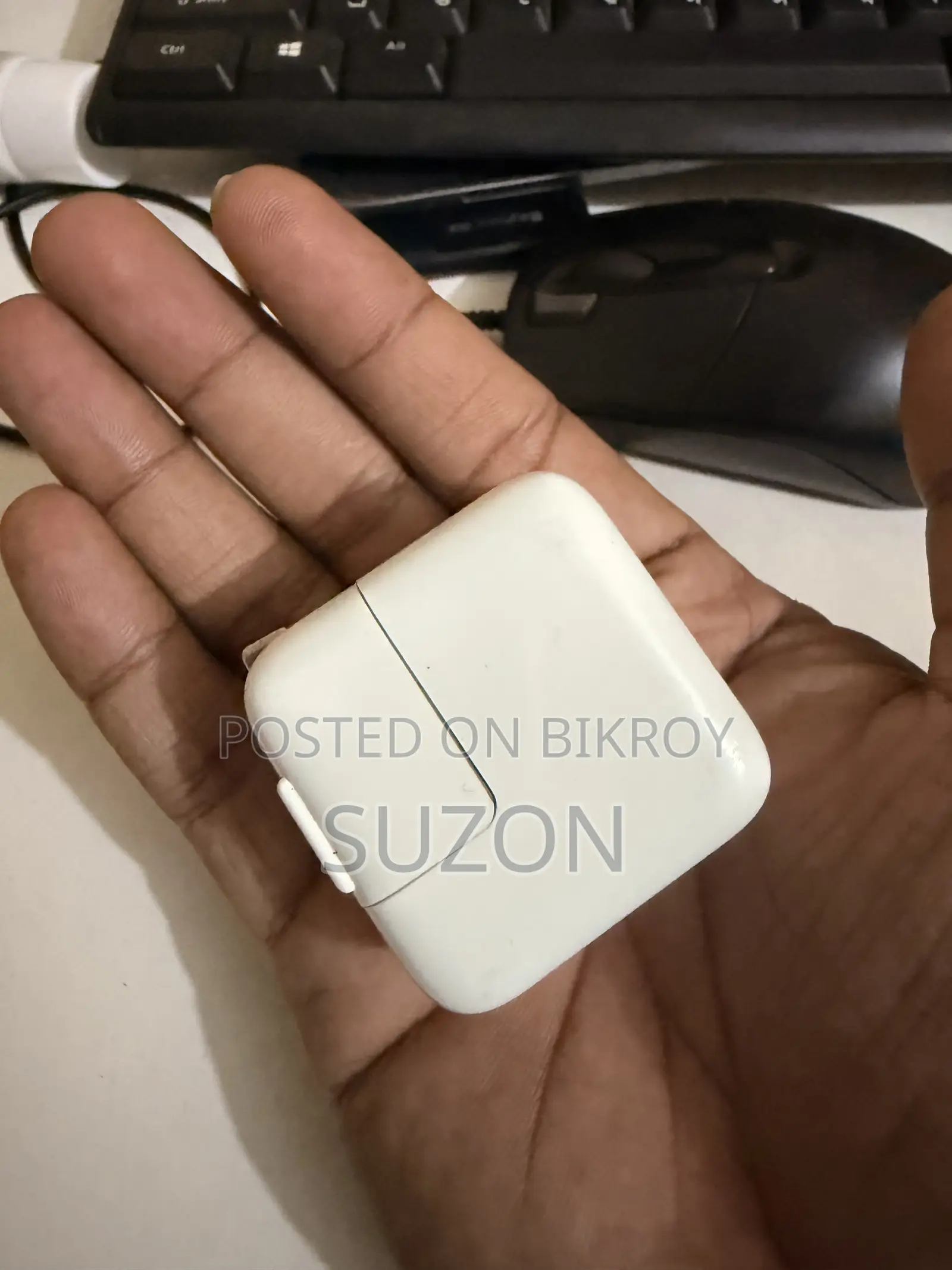 Apple 12W Charger Adapter