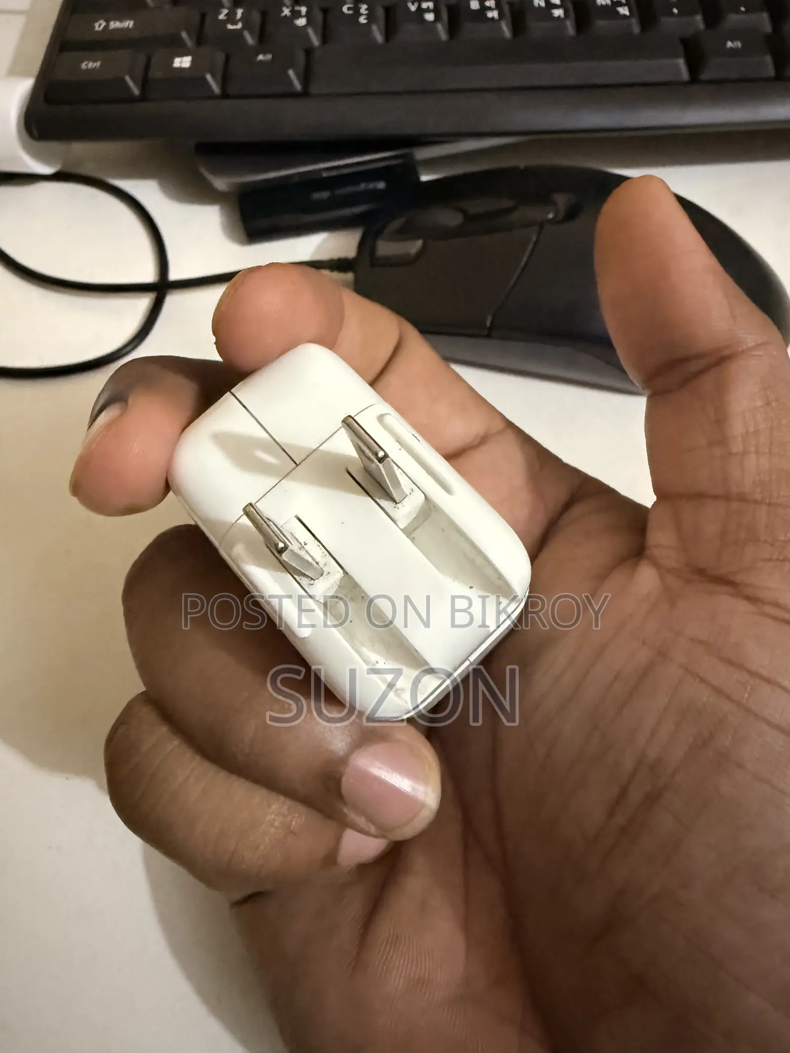 Apple 12W Charger Adapter