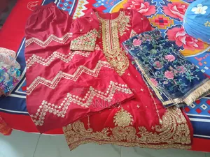 পার্টি থ্রি পিস