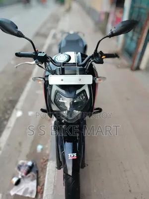 টিভিএস অ্যাপাচি আরটিআর ১৬০ ৪ভি ২০২৩ ব্ল্যাক