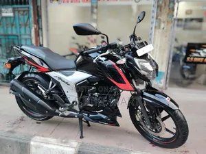 টিভিএস অ্যাপাচি আরটিআর ১৬০ ৪ভি ২০২৩ ব্ল্যাক