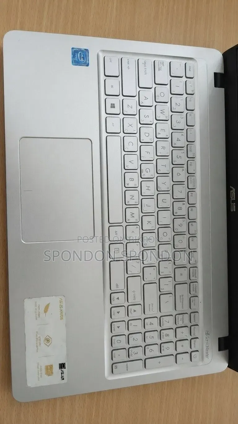 Laptop Asus VivoBook X540SA 4GB Intel Celeron SSD 128GB