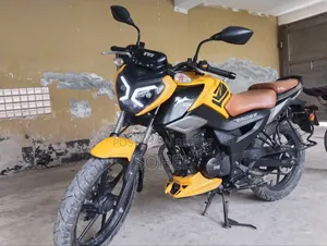 টিভিএস রাইডার ১২৫ ২০২৩ ইয়েলো