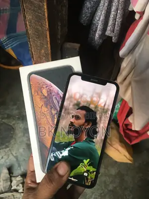Apple iPhone XS 64 GB Gold