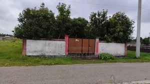 5 Katha plot next to 300 Feet in Sector 10.