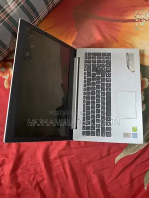 Laptop Lenovo IdeaPad 320 8GB Intel Core I5 HDD+SSD 2T