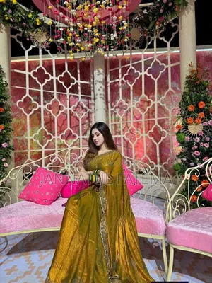 স্টোন ওয়ার্ক শাড়ি কালেকশন
