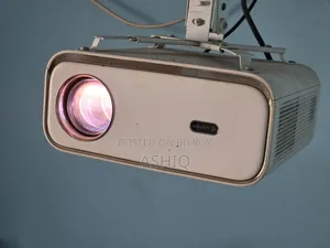 Xiaomi Wanbo X5 With Apollo 96" Projector Screen