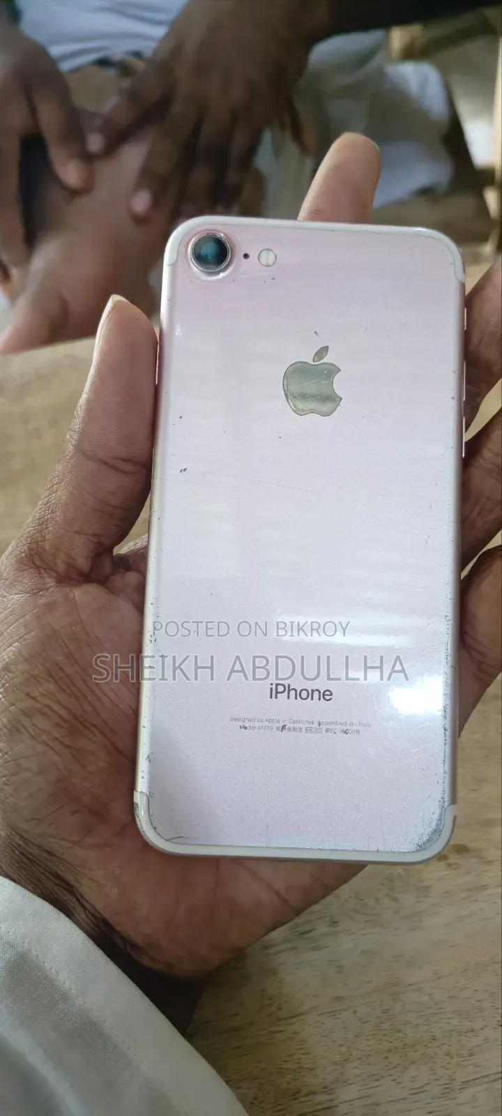 অ্যাপল আইফোন ৭ ৩২ জিবি পিঙ্ক