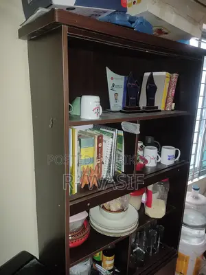 বুক শেলফ