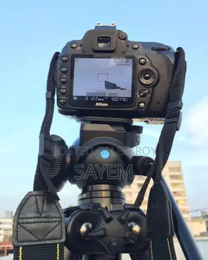 Nikon D90 With 35mm 70-300 VR Lens