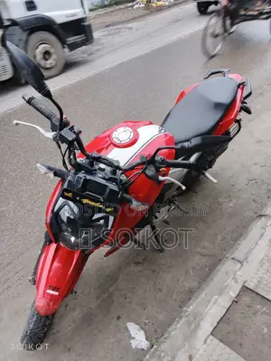 TVS Apache 160 4V 2022 লাল