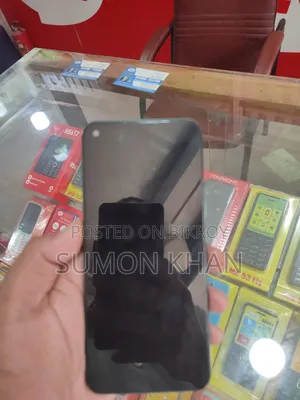 রিয়েলমি ৭আই ১২৮ জিবি নীল