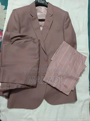 অব্যবহৃত ব্লেজার