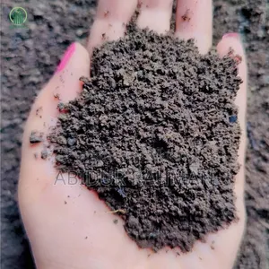 ছাদ কৃষির জন্য উপস্থিত হতে মাটি বিক্রি হবে।