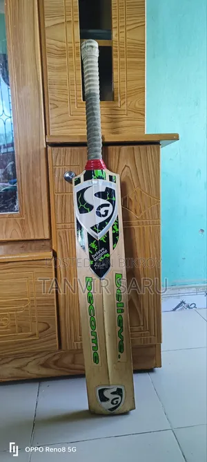 Cricket Bat Sg
