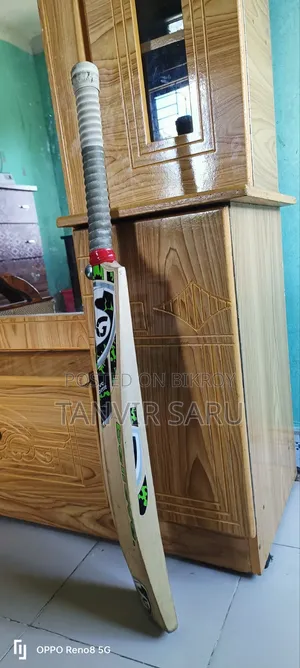 Cricket Bat Sg