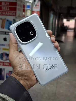 iQOO 13 256 GB Silver