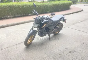 New Yamaha 2025 Black