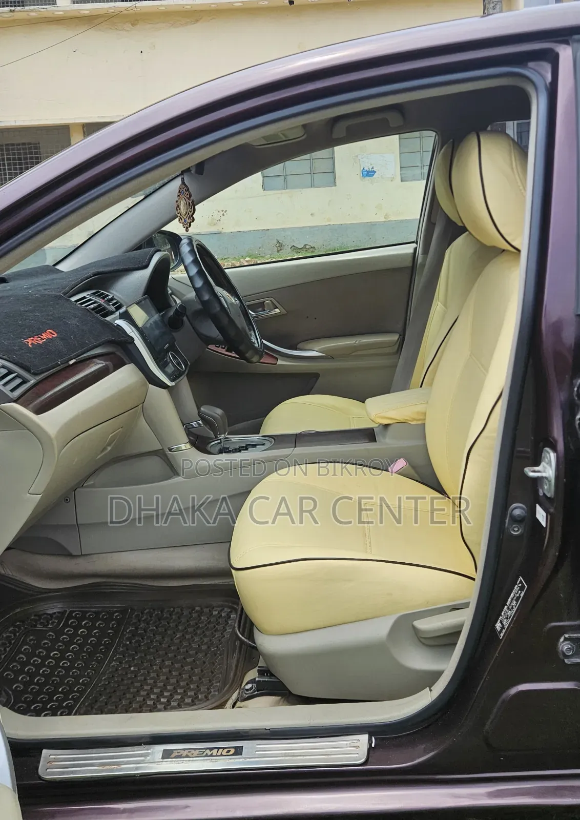 Toyota Premio 2010