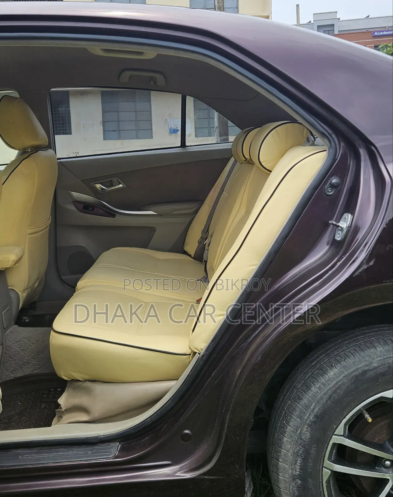 Toyota Premio 2010