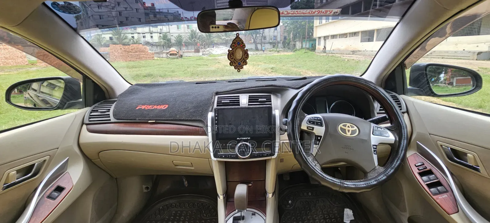 Toyota Premio 2010