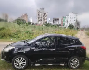 Hyundai Tucson 2011 Black